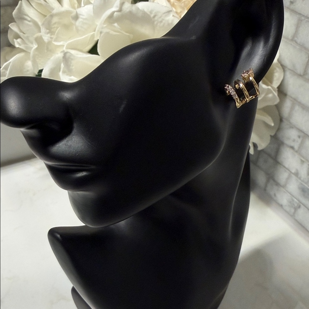 Elegant Gold and Rhinestone Women's Earrings